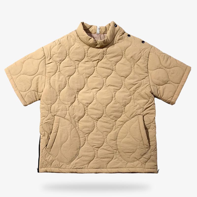 this Japanese streetwear sweatshirt is khaki-colored with quilted fabric. It's a Japanese harajuku garment.