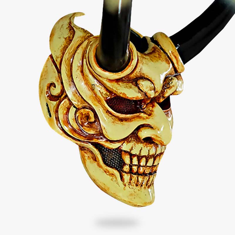 This demon japaoense mask is Oni monster. The green demon mask has horns