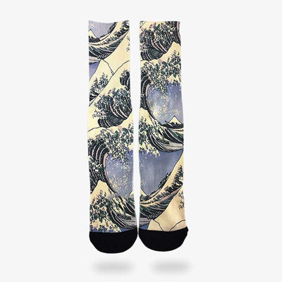 The Great Wave off Kanagawa socks are inspired by the work of Japanese artist Hokusai and his 36 views of Mount Fuji. Blue socks with Japanese waves