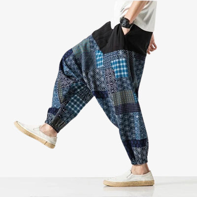 These japanese clothing pants are inspired by wise Japanese harem pants. Japanese pants made of 100% cotton with japan symbols printed
