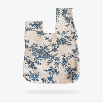 This Japanese flower bag is a white tote bag printed with Japanese flowers. Accessorize with the japanese traditional kimono bag, intricately designed to complement your kimono with elegance and grace