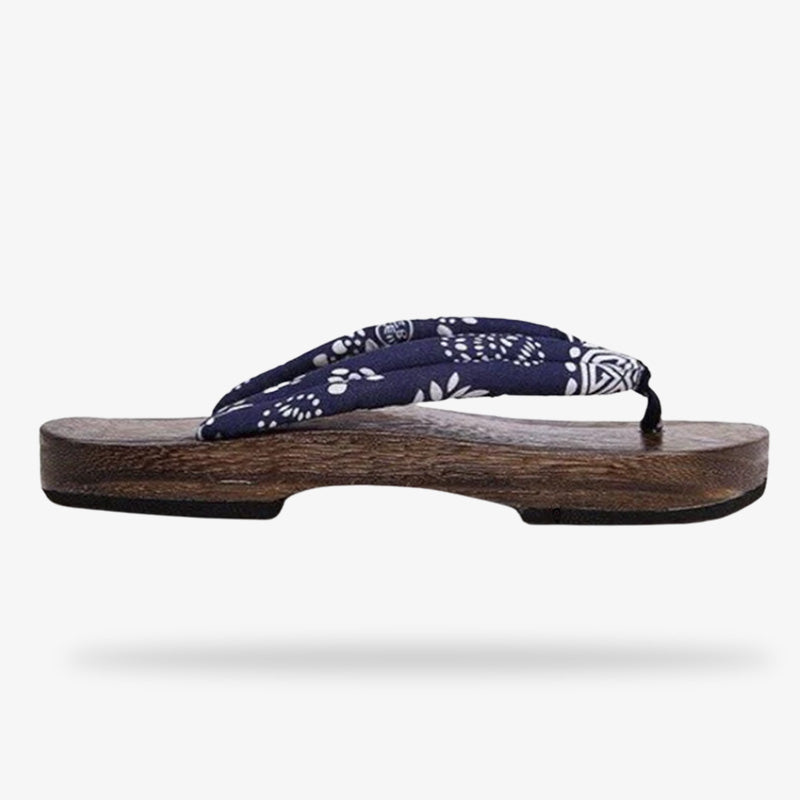 These Japanese traditional sandals for saleare handmade with wood material and cotton. Wear them with a Japanese kimono