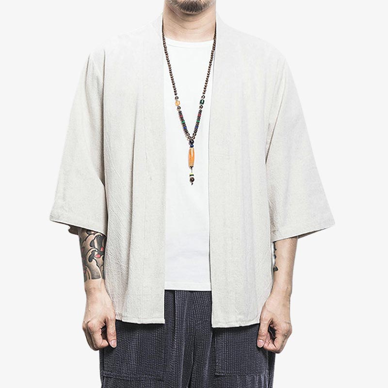 this traditional garment is a white white kimono cardigan jacket. It is a haori that can be worn over a t-shirt, a kimono or a yukata.