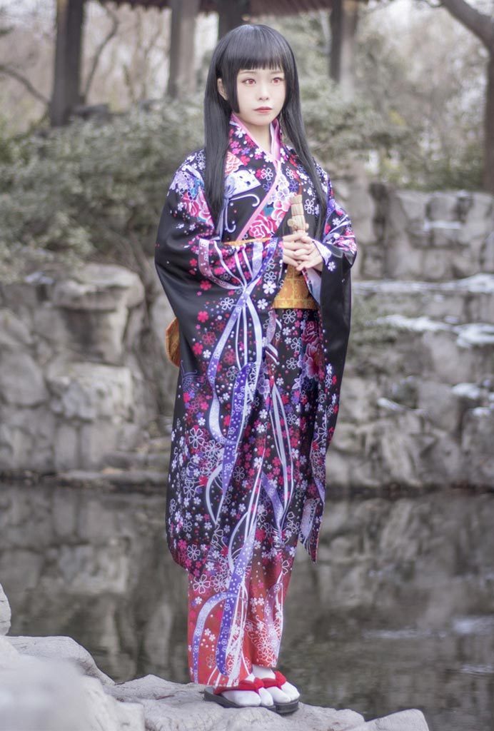 Geisha Style Kimono
