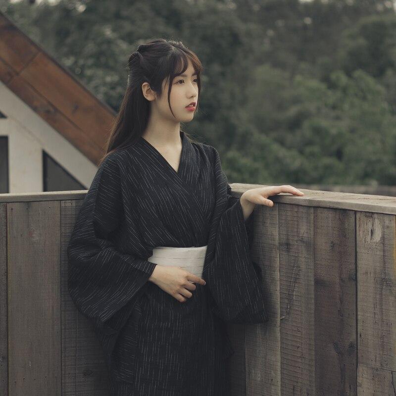 Kimono Geisha Cosplay